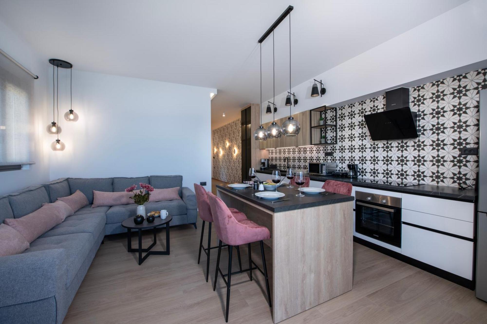 Alpha Suites Chania  Bagian luar foto