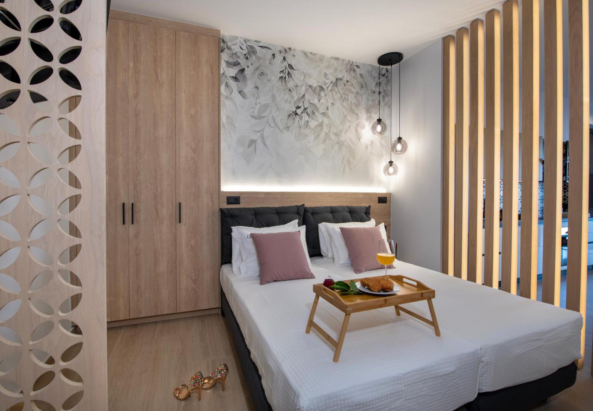 Alpha Suites Chania  Bagian luar foto