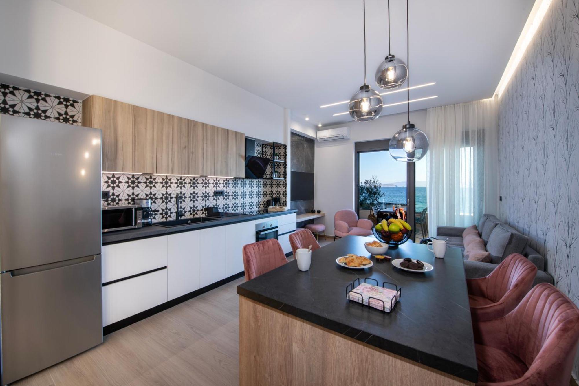 Alpha Suites Chania  Bagian luar foto