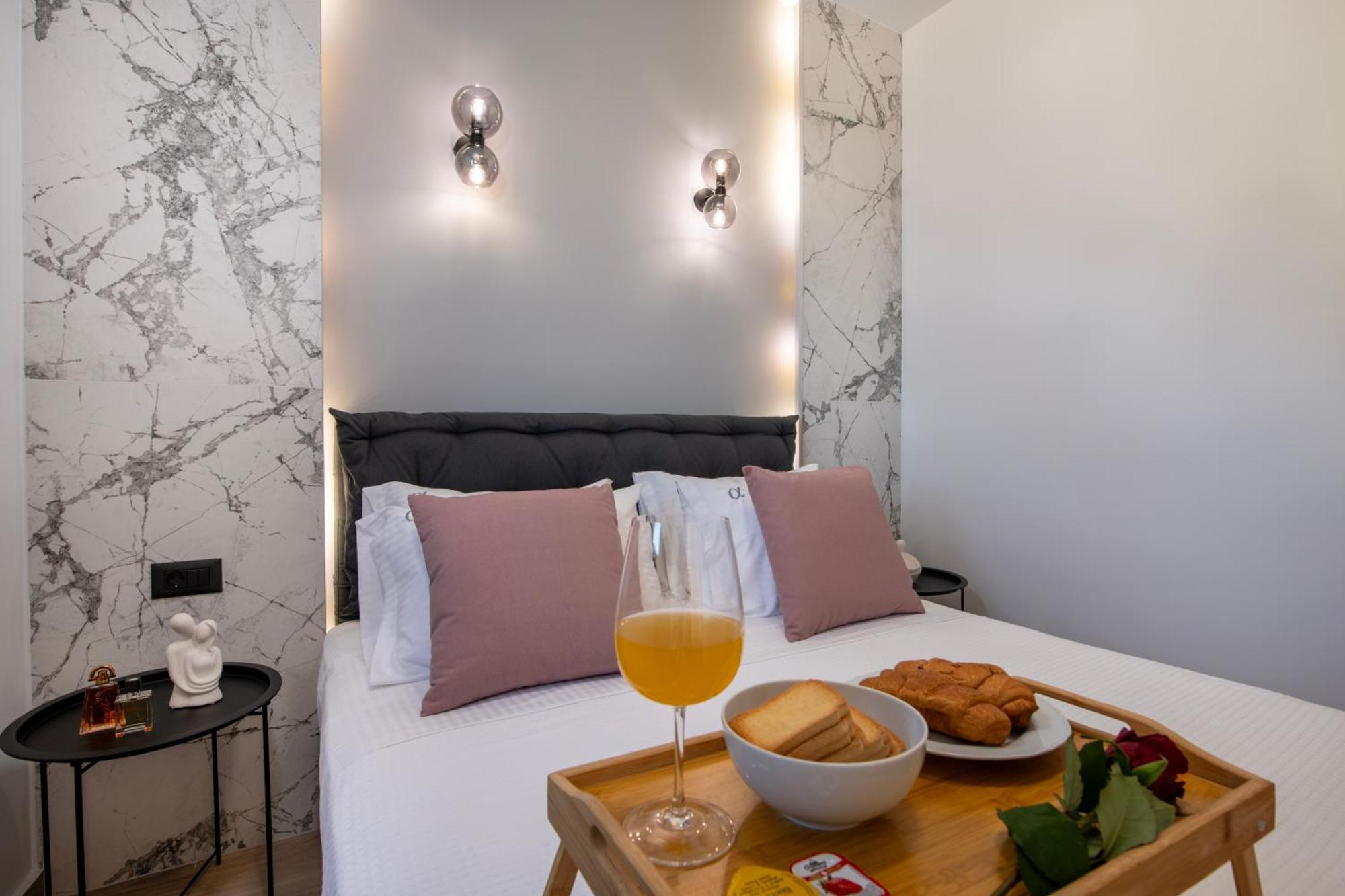 Alpha Suites Chania  Bagian luar foto