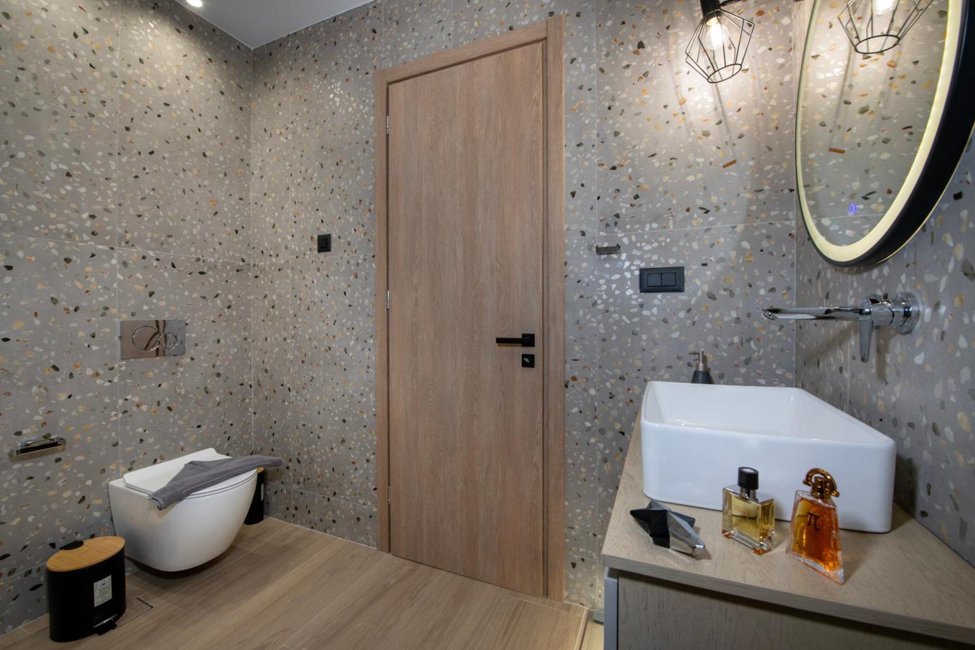 Alpha Suites Chania  Bagian luar foto